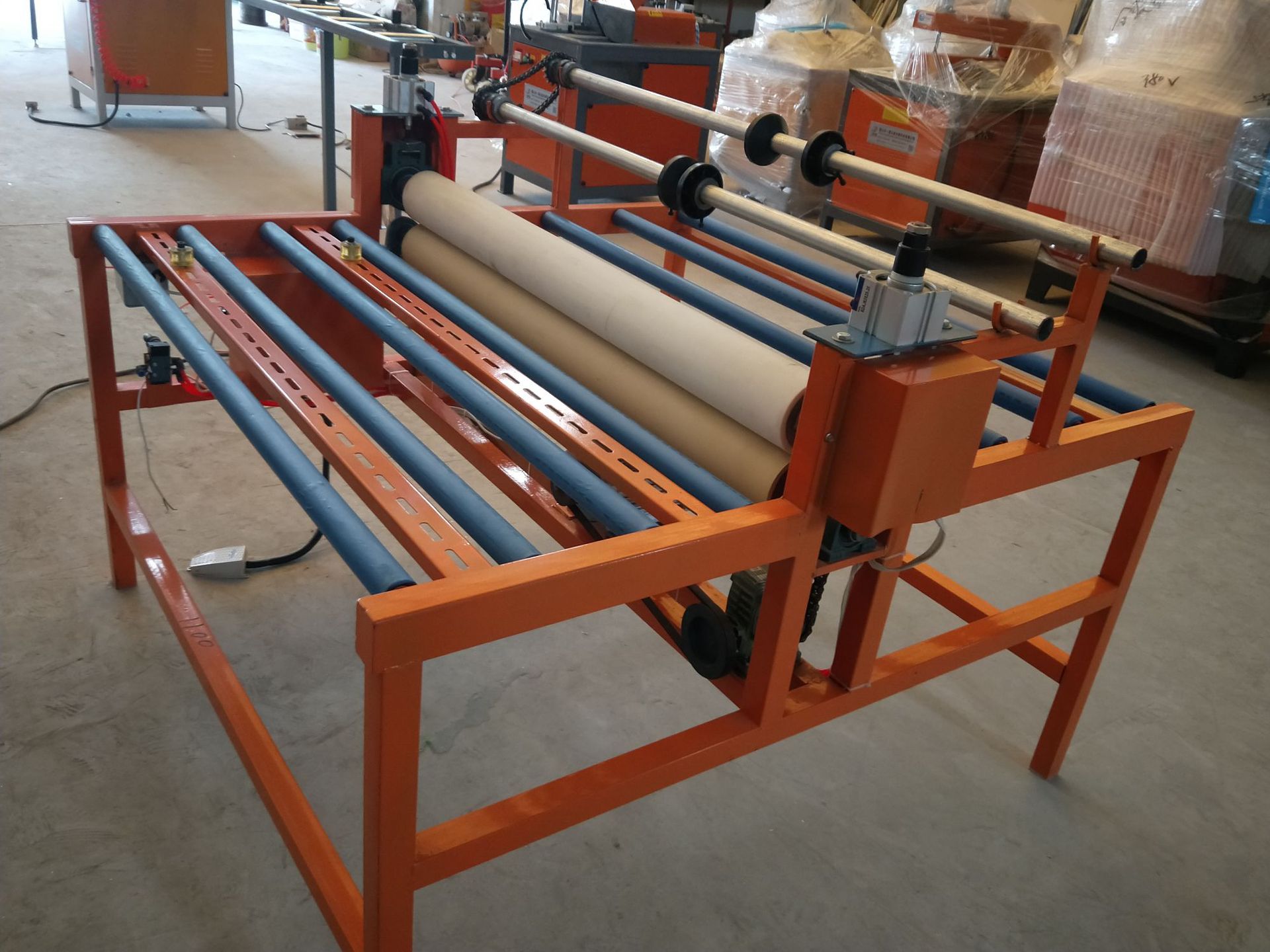 玻璃移门贴膜机