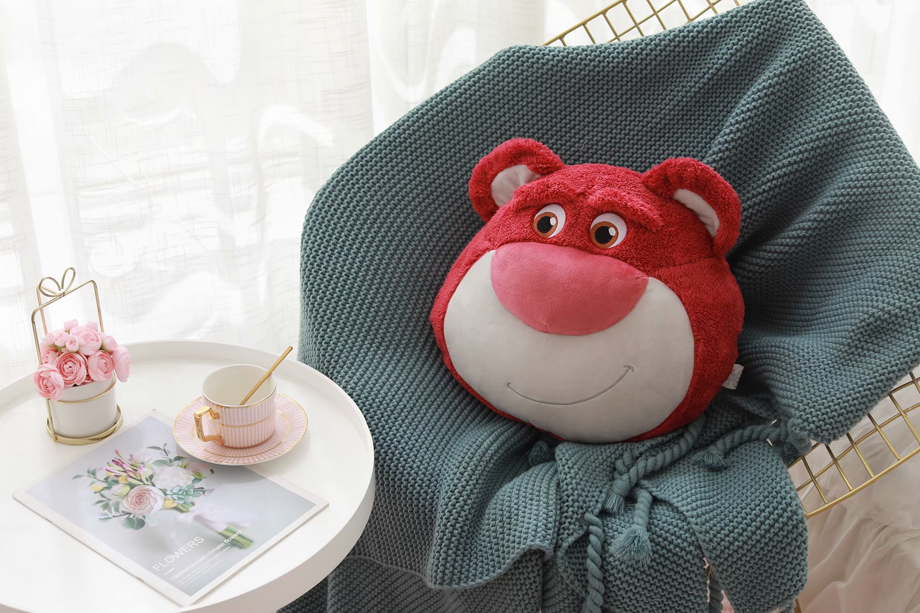 玩具总动员草莓熊头毛绒抱枕靠垫靠枕lotso熊公仔生日礼物