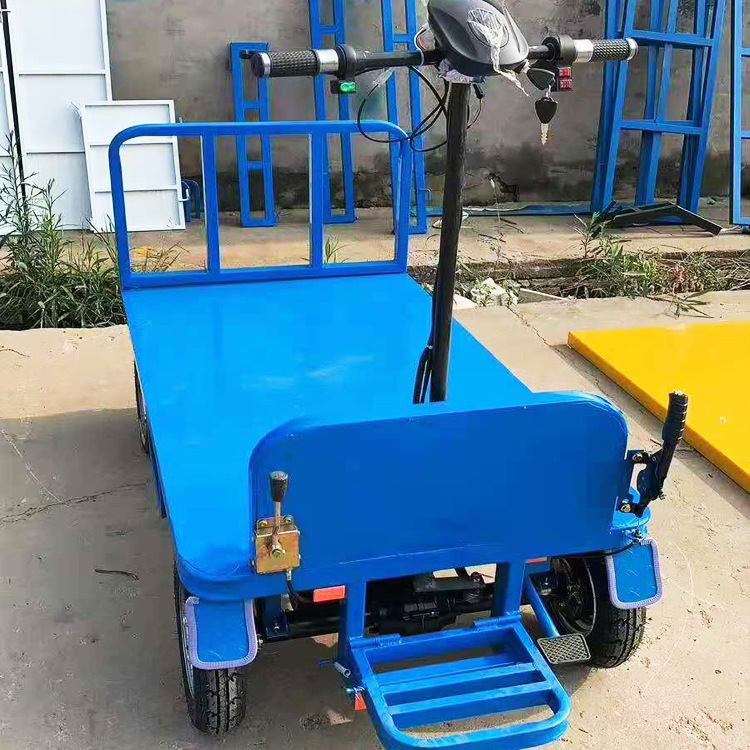 仓储厂区库房拉货输送搬运电瓶车 倒骑四轮电动平板搬运车-阿里巴巴