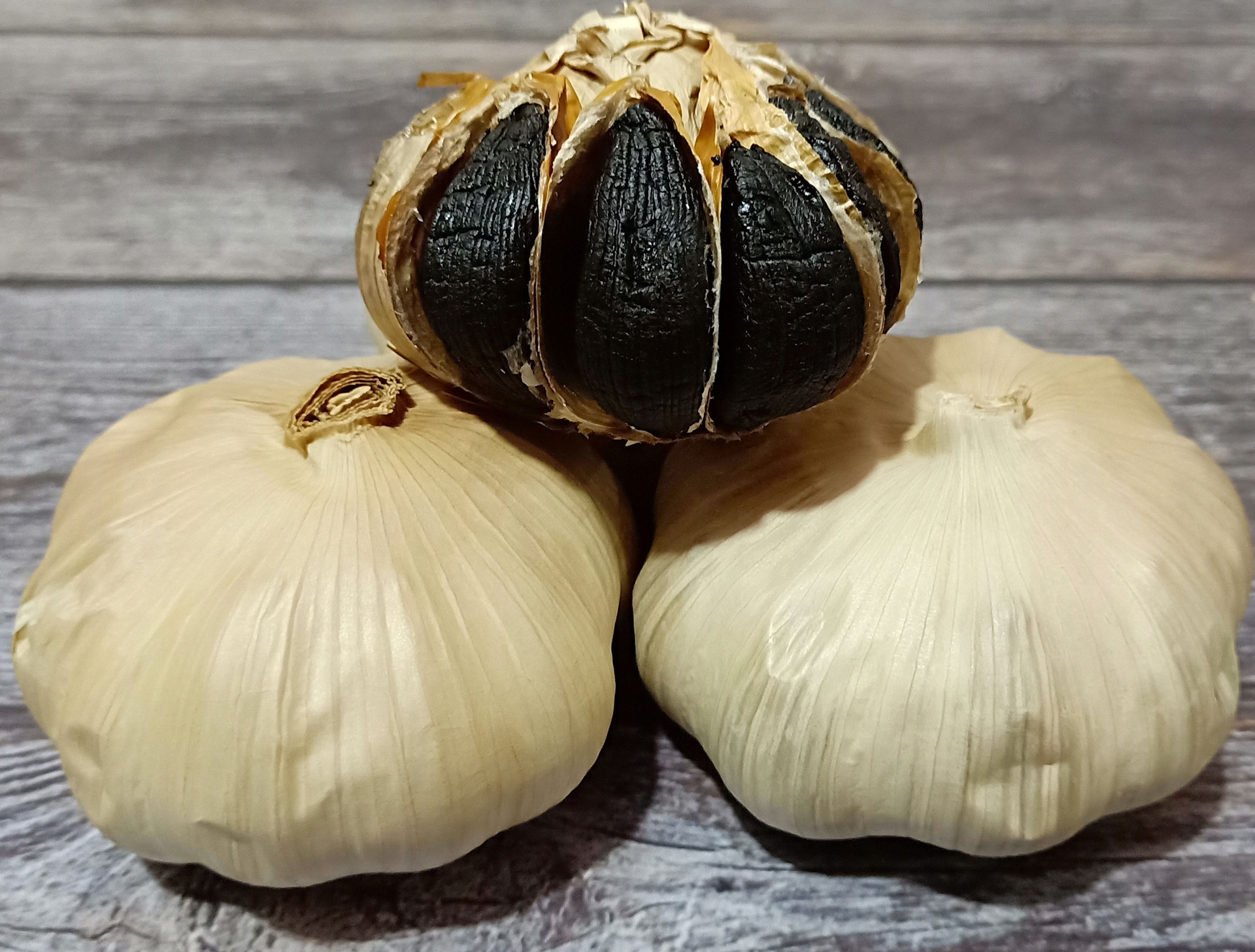 鲁良屯多瓣桶装黑蒜出口级山东黑大蒜独头黑蒜头发酵黑蒜400g包邮