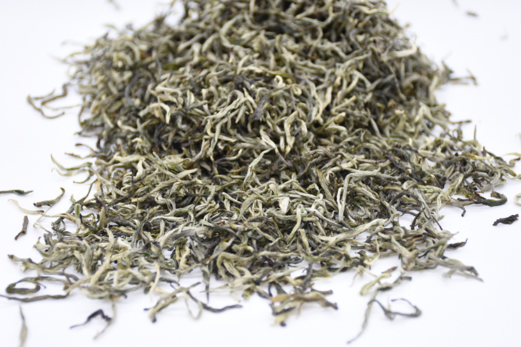 2020年新茶 云南烘青绿茶 银丝云丝 滇青大叶种 碧螺春 单芽白毫