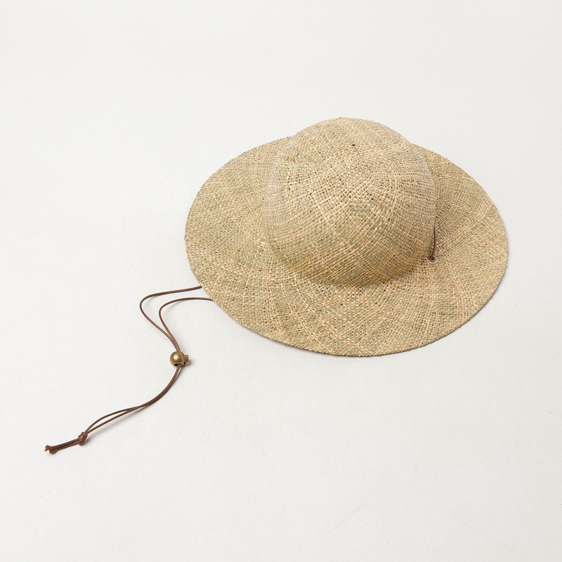 儿童春夏新款圆顶宽檐带防风绳蒲草草帽户外旅游沙滩遮阳大沿草帽