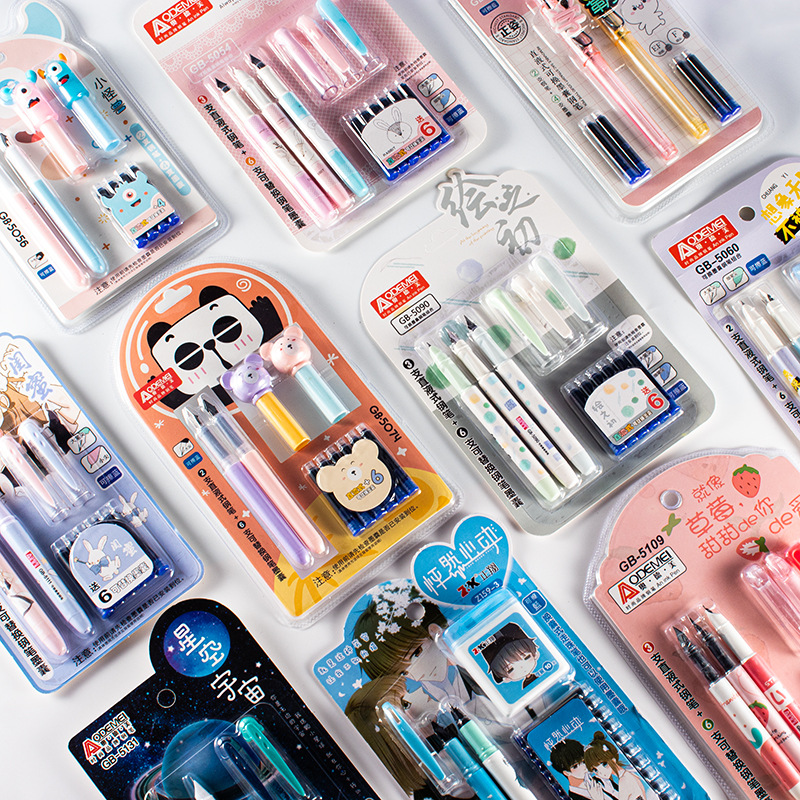 奥德美学生钢笔正姿书写书法练字小学生墨水墨囊可换墨囊钢笔批发