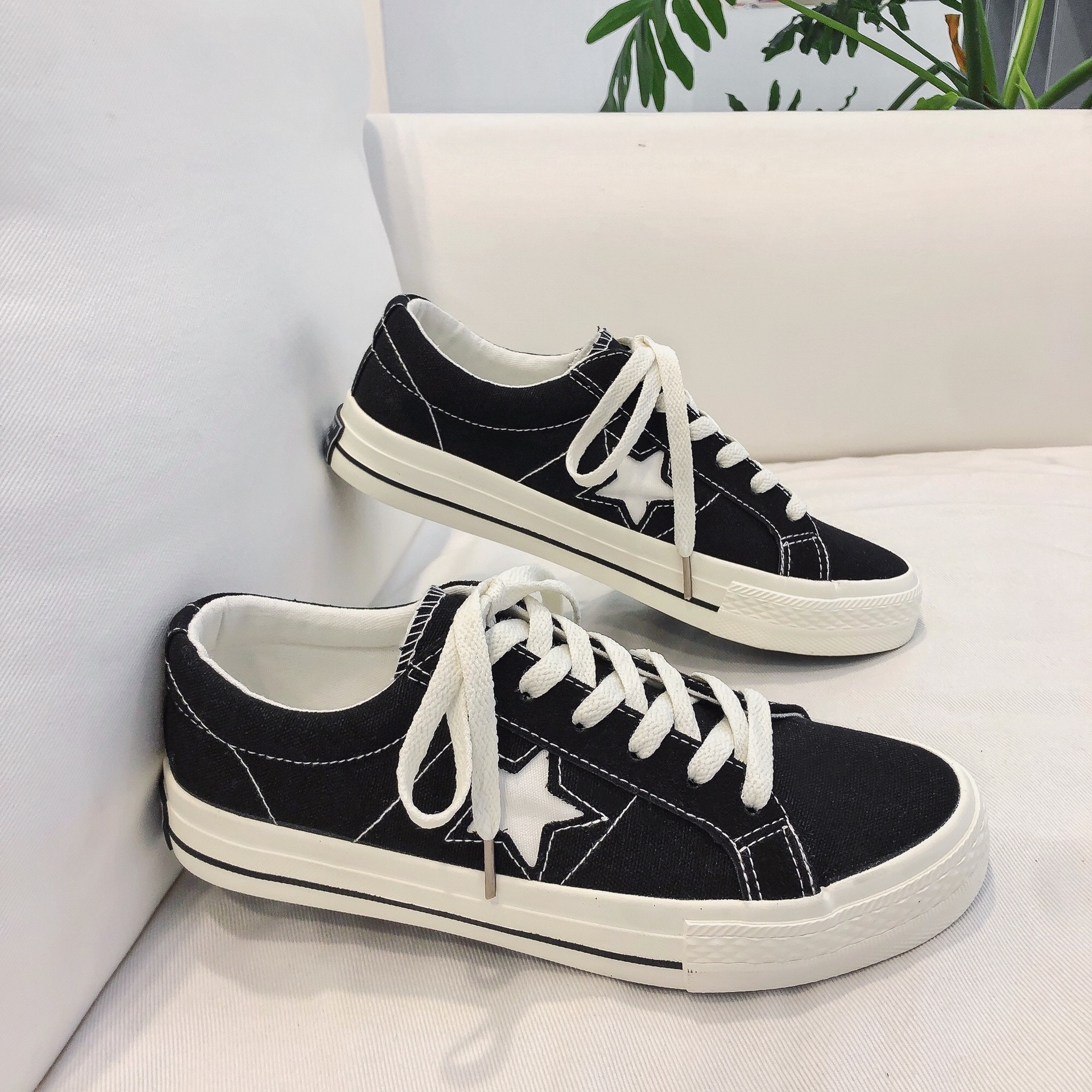 男2020新款星星鞋韩版百搭鞋子低帮板鞋潮鞋帆布鞋情侣