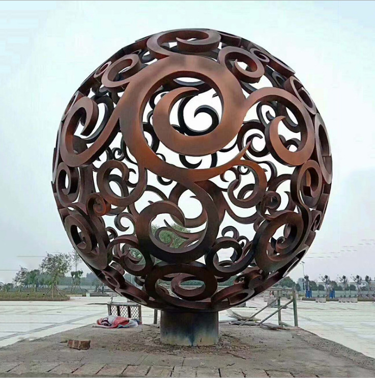 定制不锈钢镂空圆球雕塑户外大型镂空圆球发光铁艺圆球地球仪雕塑