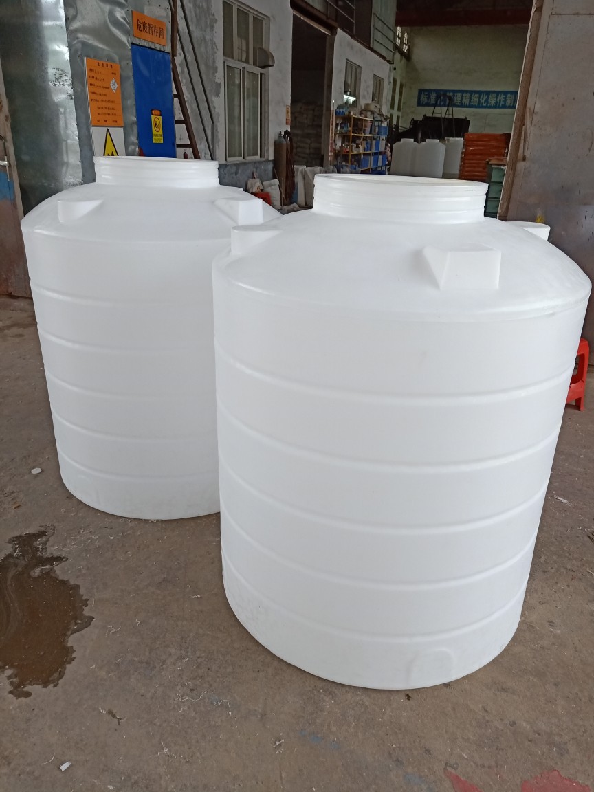 一吨塑料水塔,水处理水箱pe桶,岳阳益阳常德张家界吉首塑料水塔