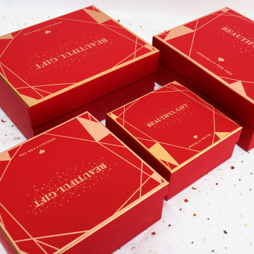 现货批发高档礼品盒红色伴手礼盒结婚喜糖盒新年情人节烫金礼物盒