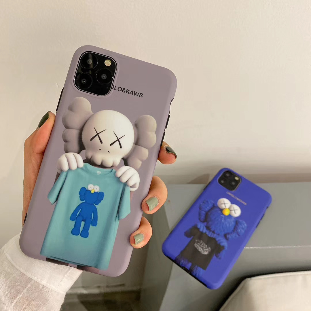 潮牌新款kaws公仔苹果11手机壳适用iphone11pro磨砂xsmax/xr8