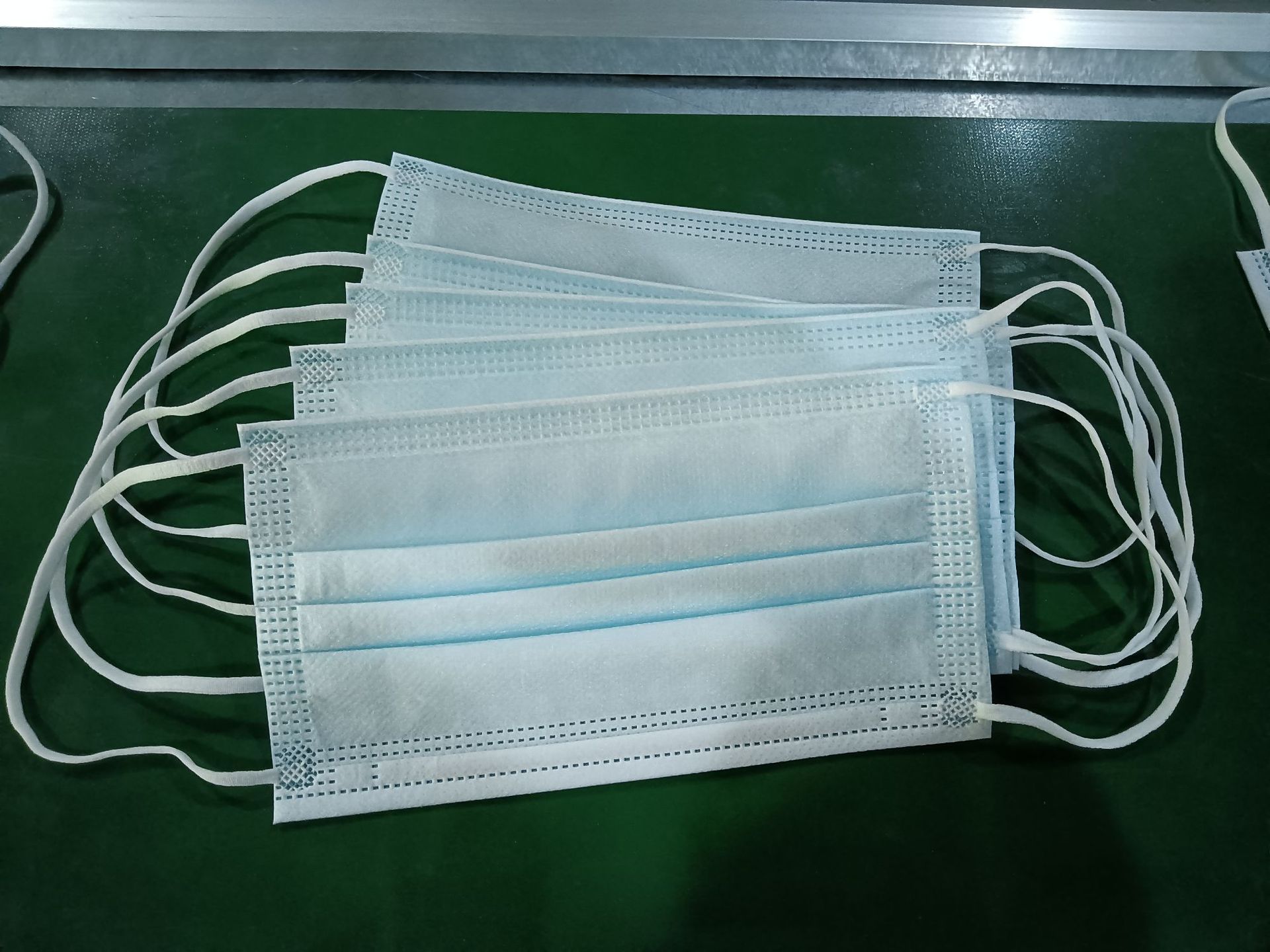 张家港乔威平面口罩伺服电机高速款耳带点焊机机械平面外耳