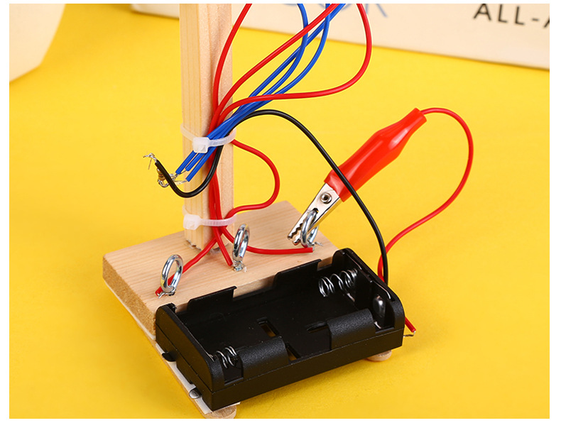 学生自制红绿灯玩具 科技小制作电子灯玩具diy电路原理实验材料包