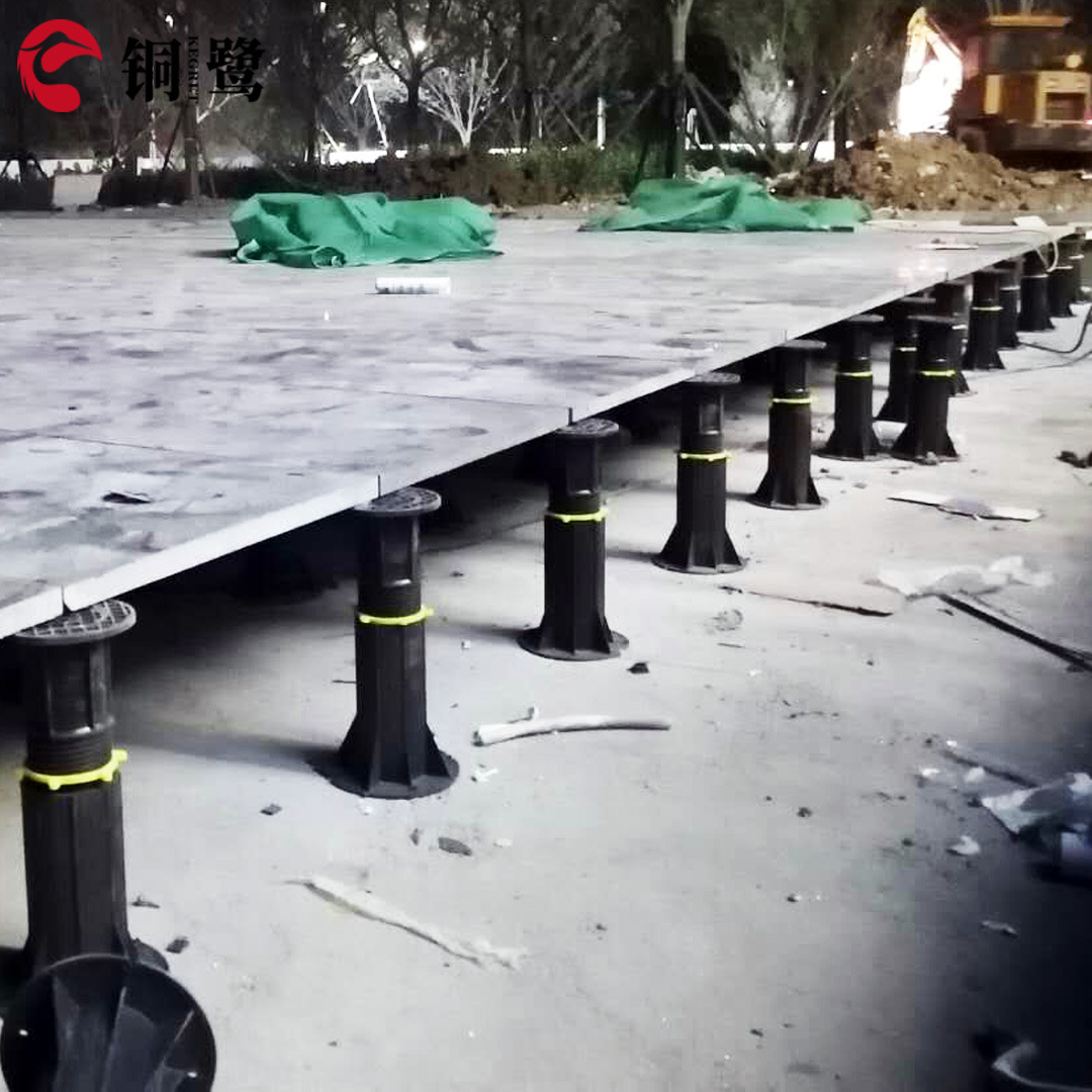 厂家现货新款万能支撑器石材支撑器水景万能支撑器可调节高度