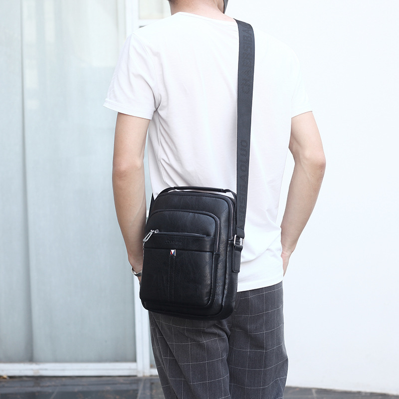 Men's Shoulder Bag Fashion Youth Multi-Functional Messenger Bag Men's Korean-Style Casual Portable Briefcase