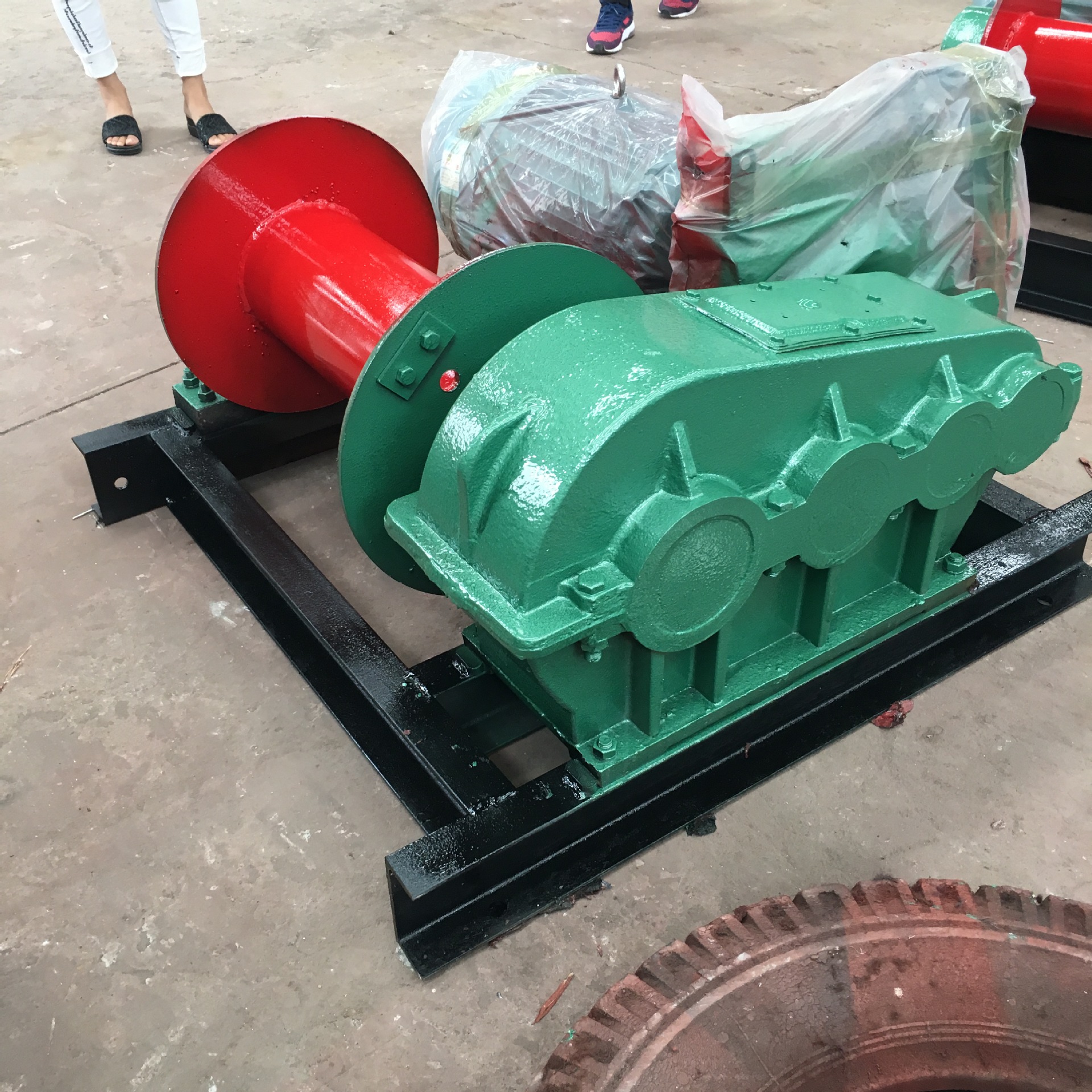 热销钢丝绳滚筒卷扬机遥控电动调速卷扬机多功能起重拽拉电葫芦