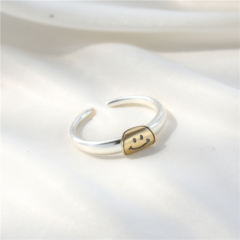 厂家直供s925纯银笑脸戒指ins复古微笑开口女戒指个性银指环批发