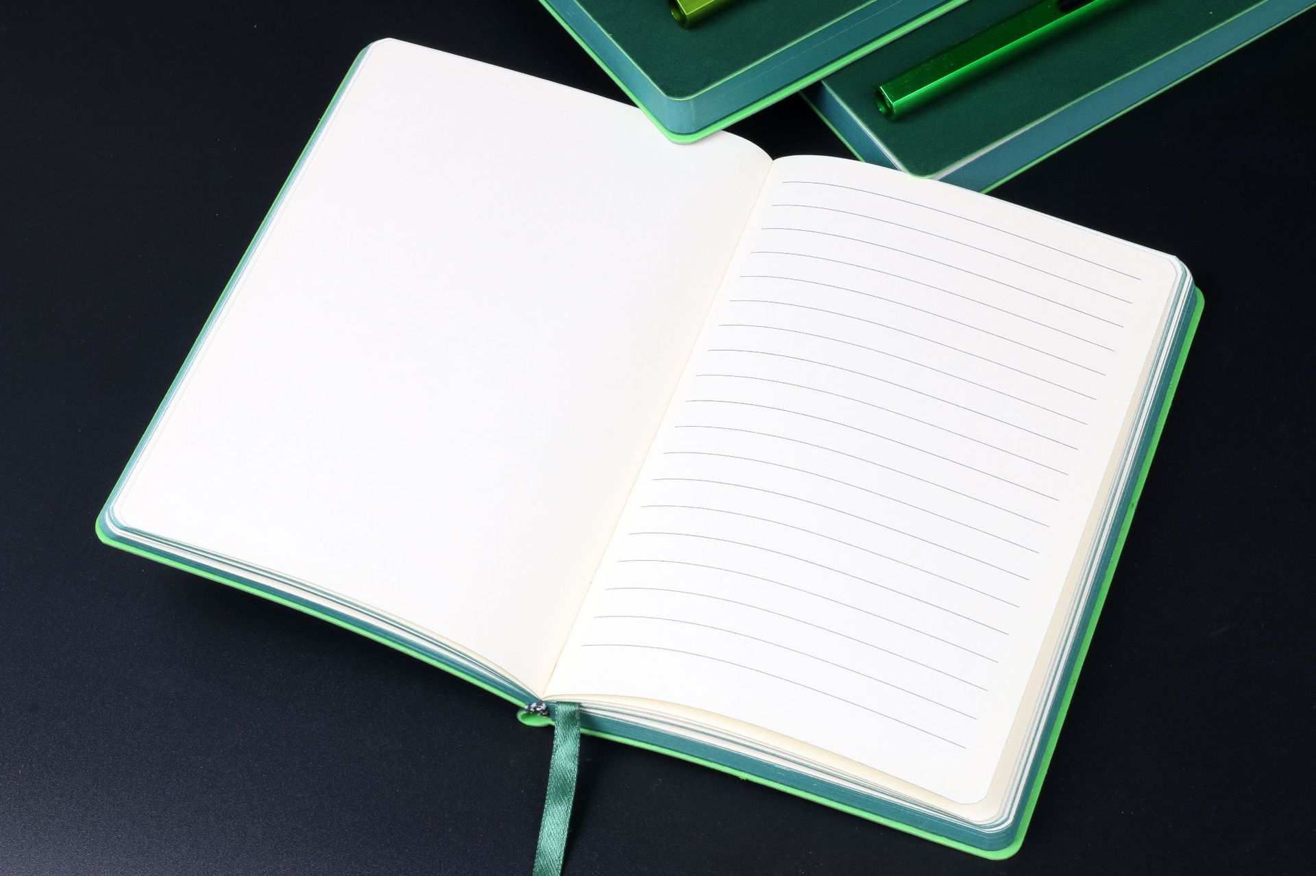 小本子记事本b6创意笔记本男女学生日记本厂家批发定制一本刻字