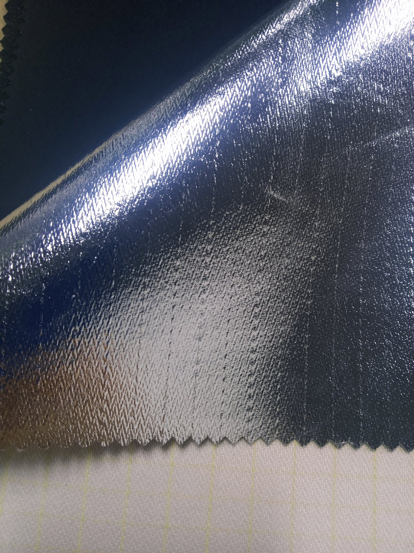 n024芳纶13 芳纶14梭织贴铝膜阻燃耐高温耐水压透气消防服面料