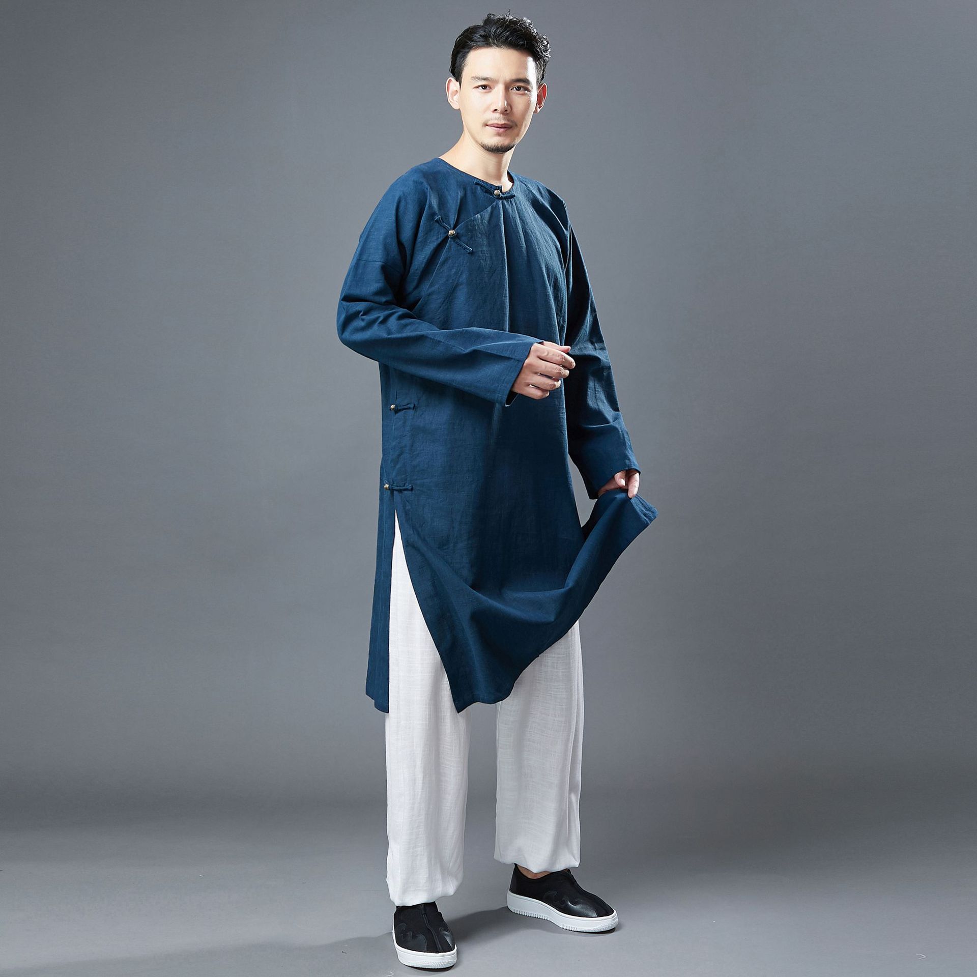 22秋季新品男装圆领斜襟衫中国风中长款汉服长袖纯色苎麻盘扣长袍