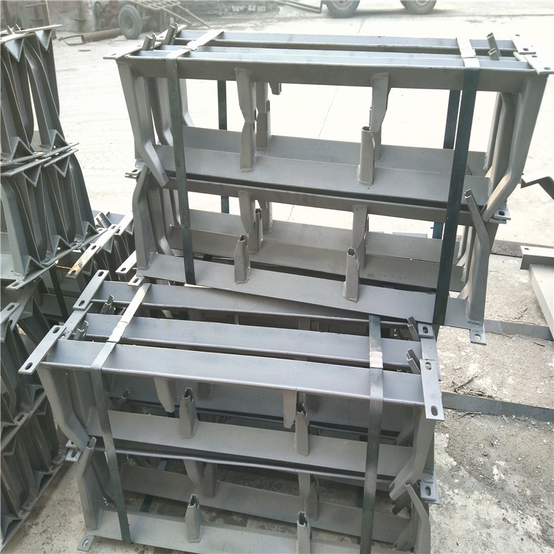 调心槽型支架重型支架槽型支架缓冲ii型托辊支架输送带托辊支架组