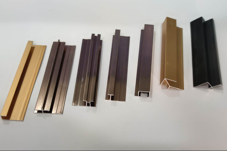 厂家直销8mm线条铝合金护墙板线条收边条 收口拼接墙板装饰条
