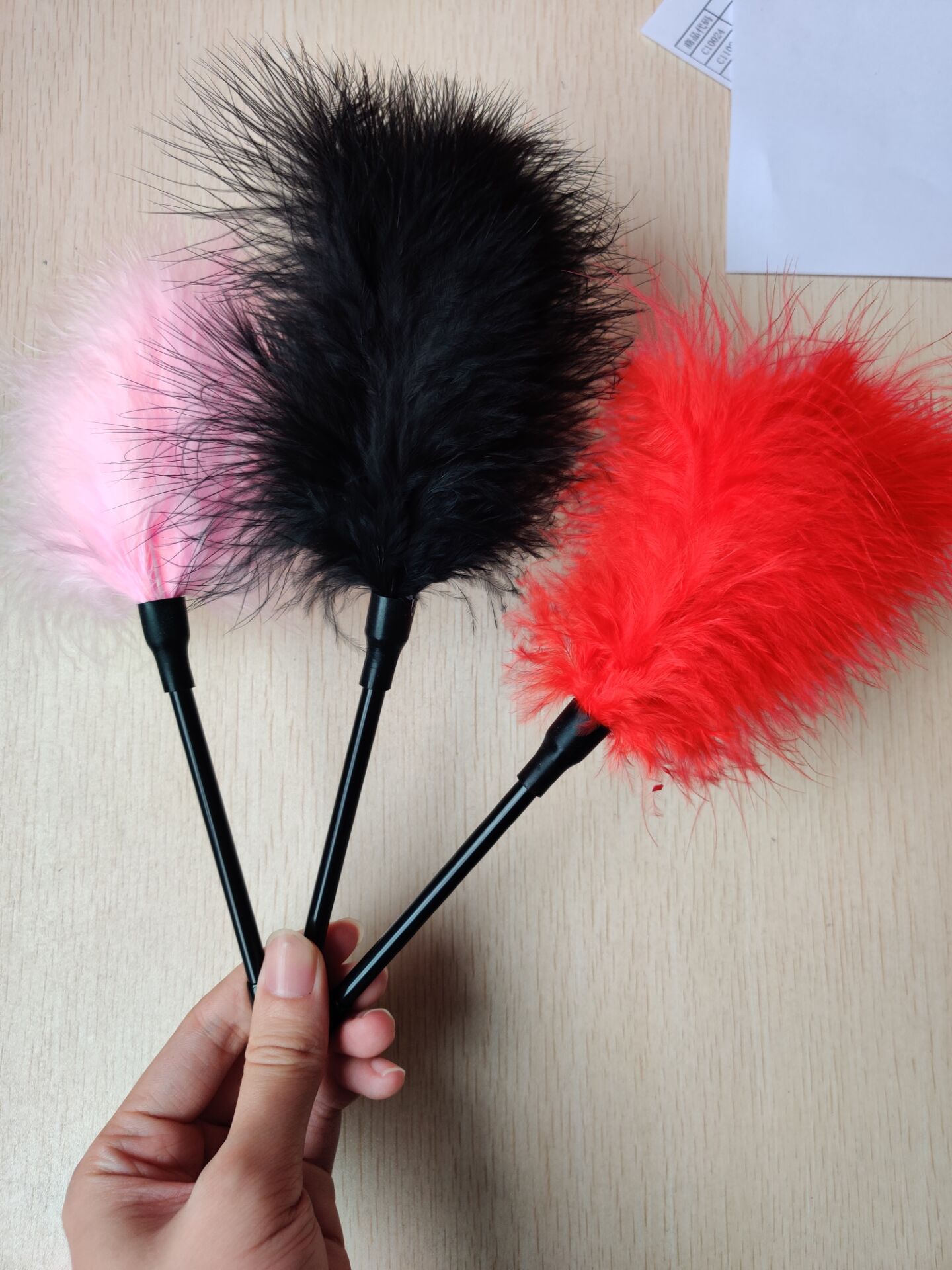 Factory Direct Supply Sexy Feather Flirting Feather Brush Teaser Stick Feather Racket Health Care Products One Piece Dropshipping