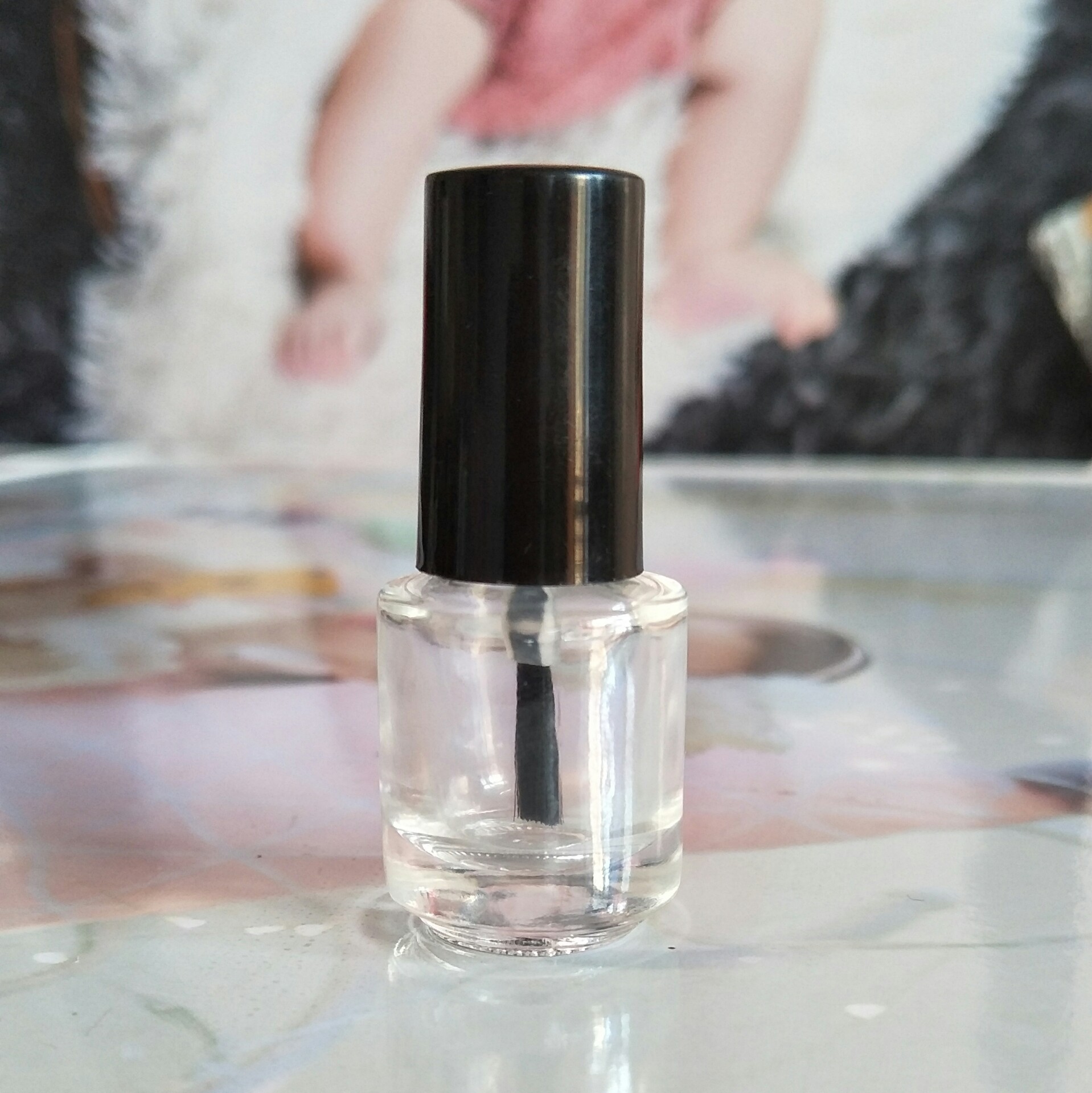 圆形指甲油玻璃瓶5ml10ml15ml甲油胶瓶美甲瓶子含毛刷瓶子