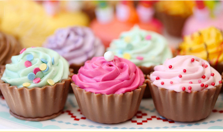 阳江市江城区宝锐五金厂 经销批发的礼品套刀,烘焙用品, 厨房杂件