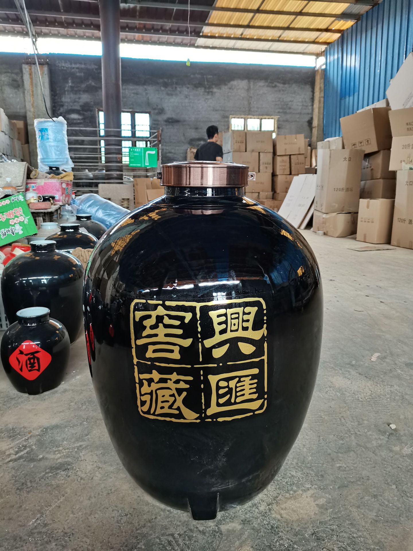 景德镇10斤陶瓷酒坛窖藏20斤30斤50斤100斤定制酒坛200斤大号酒坛