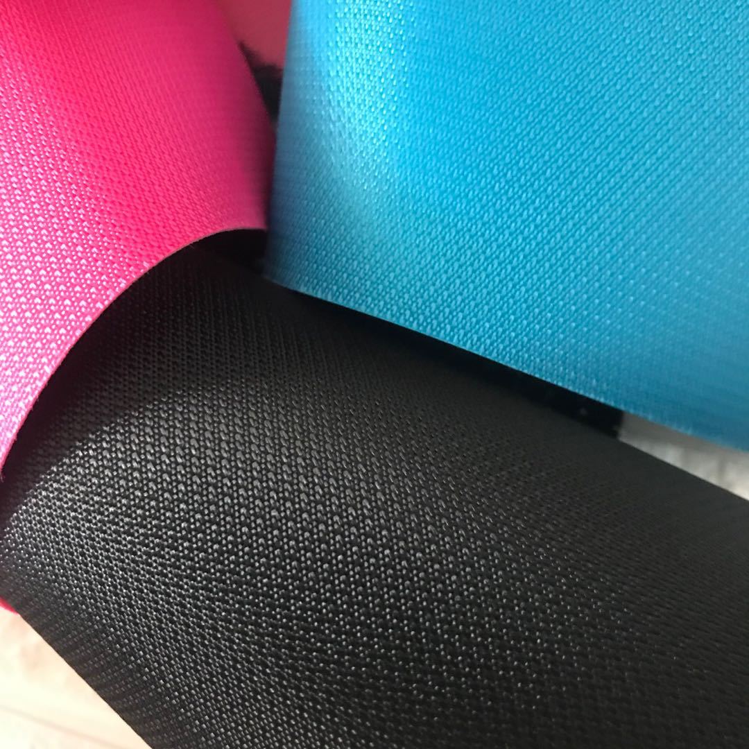 厂家现销涤纶钻石纹发泡学生书包笔盒双肩包涤纶布料面料