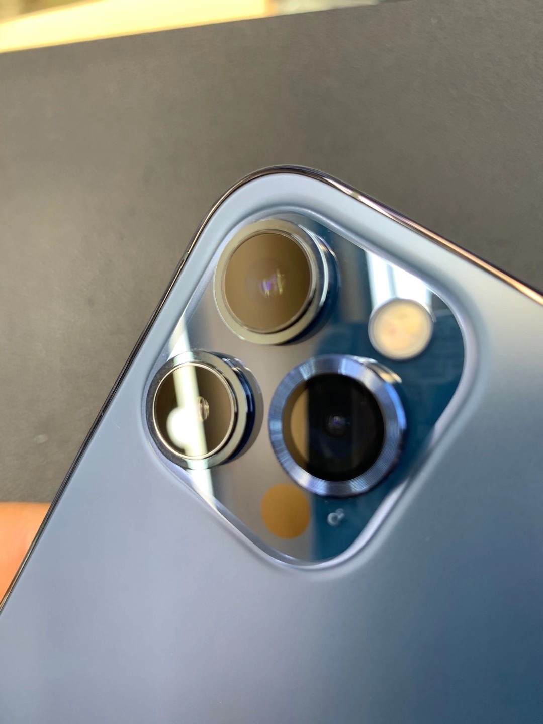 适用iphone12 pro max蓝宝石镜头玻璃膜苹果11 pro鹰眼蓝宝石金属