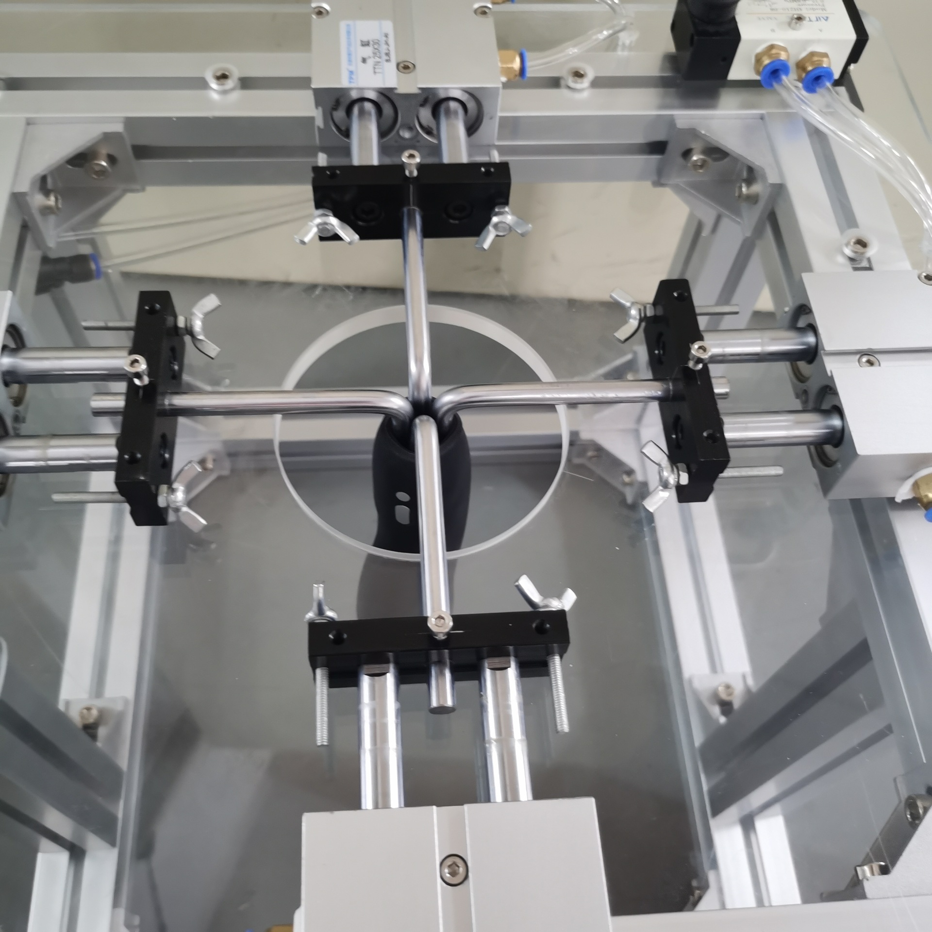 深圳厂家直供硅胶产品气动装配工装夹具 亚克力气动组装治具