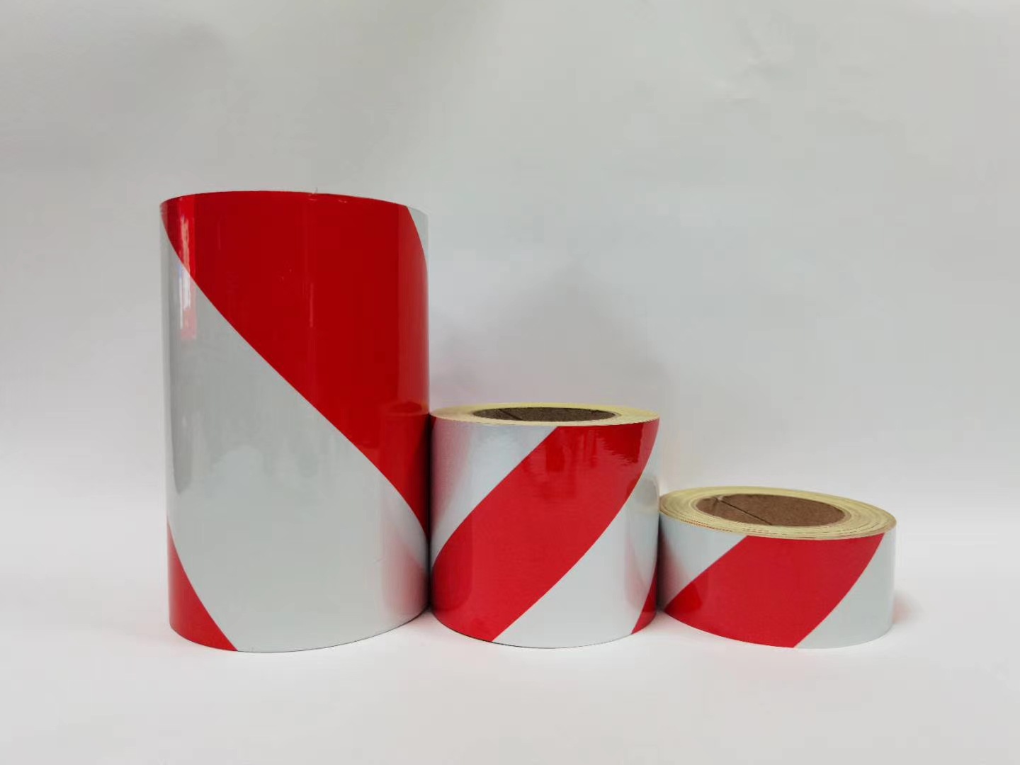 消防安全反光条黑黄红道路交通反光膜警戒线 警示胶带反光条消防