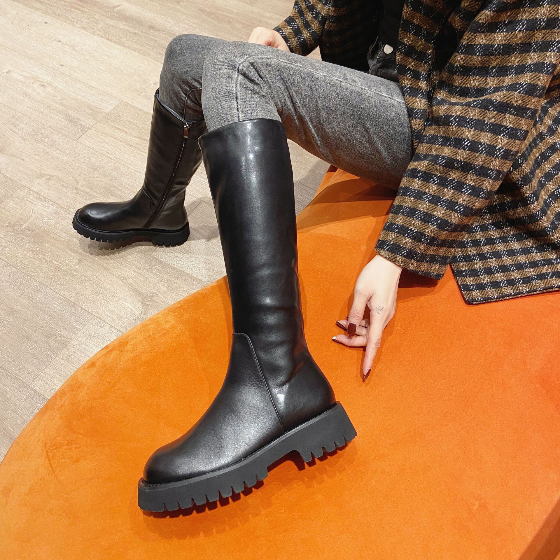 秋冬新品真皮高筒纯色圆头骑士靴长靴子加棉保暖厚底高靴68899-8