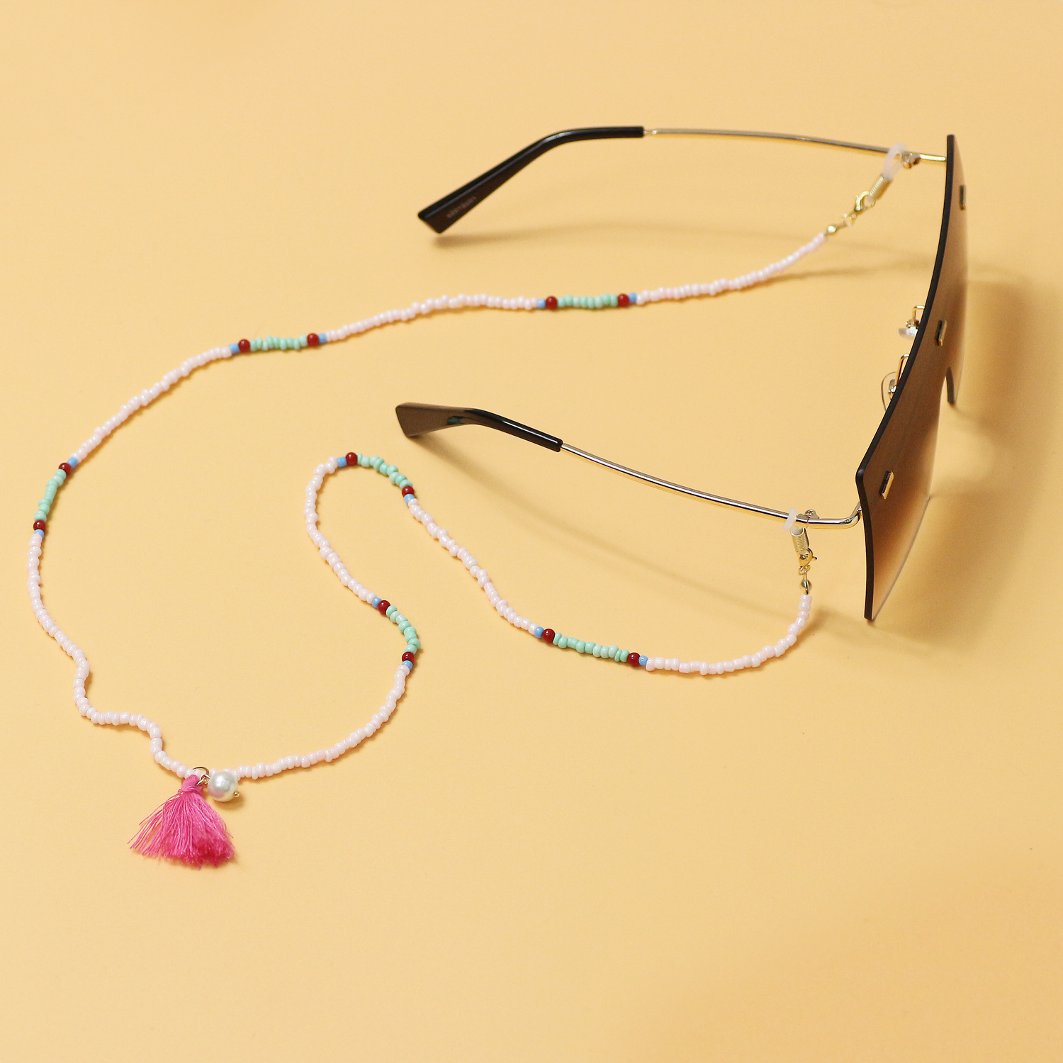 欧美时尚跨境电商米珠流苏链真白金电镀防滑口罩链眼链可批发