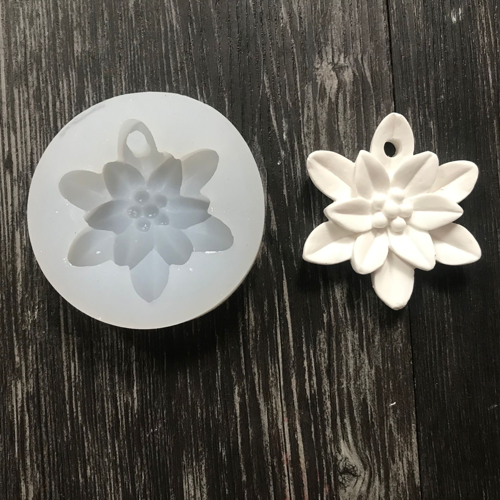 挂孔花朵硅胶模具 香薰石膏摆件模具 装饰模具