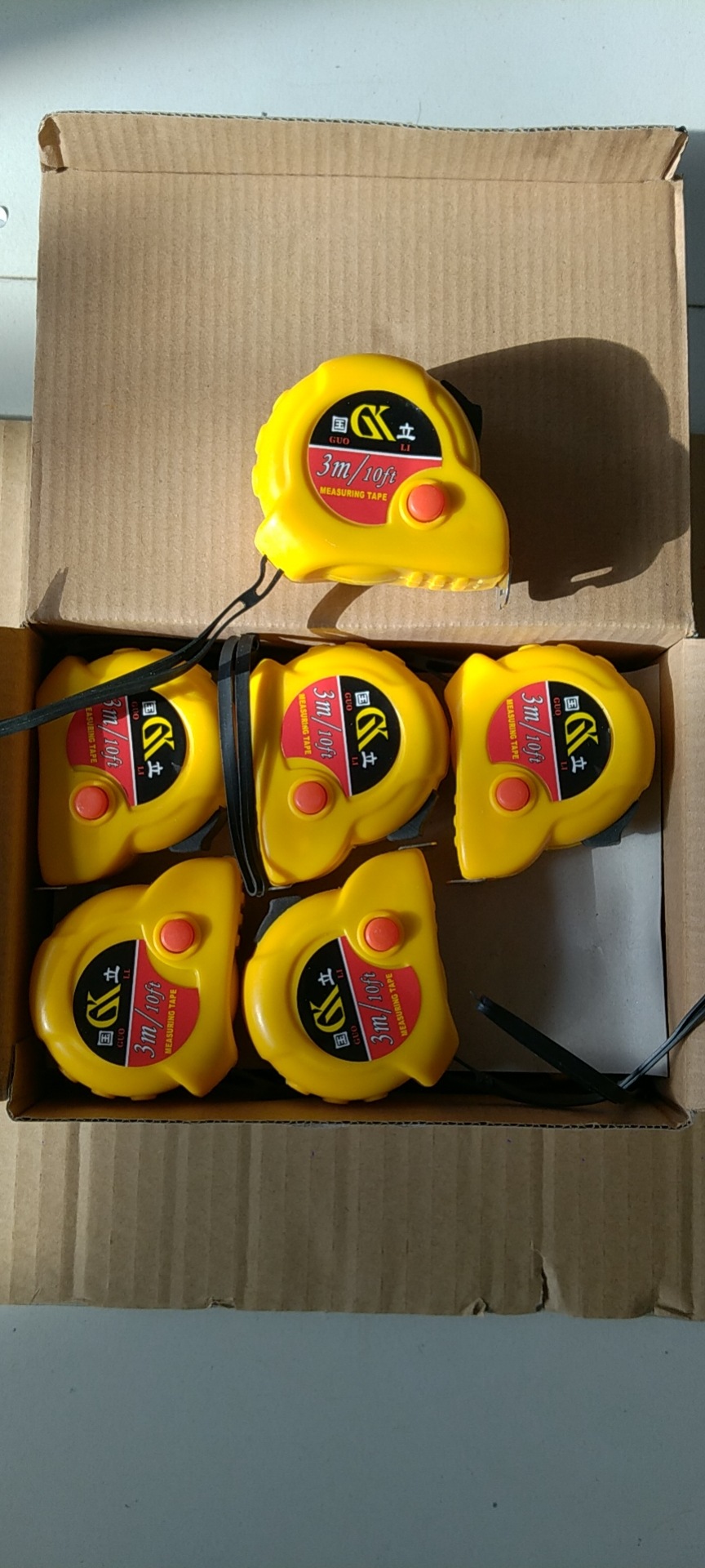 黄盒3m尺 五金用品钢卷尺 木工建筑工具3米长卷尺子厂家批发