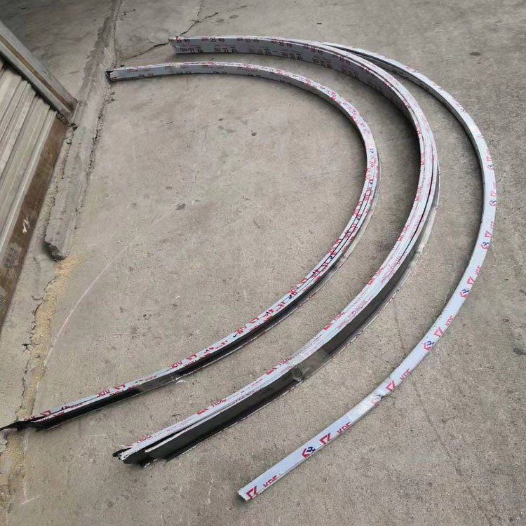 拉丝不锈钢圆弧地脚线 玫瑰金圆弧装角踢脚线 弯弧天花吊顶线条