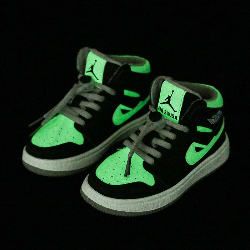 童鞋魔术贴2020冬季新款夜光加绒高帮儿童运动鞋二棉男女童篮球鞋