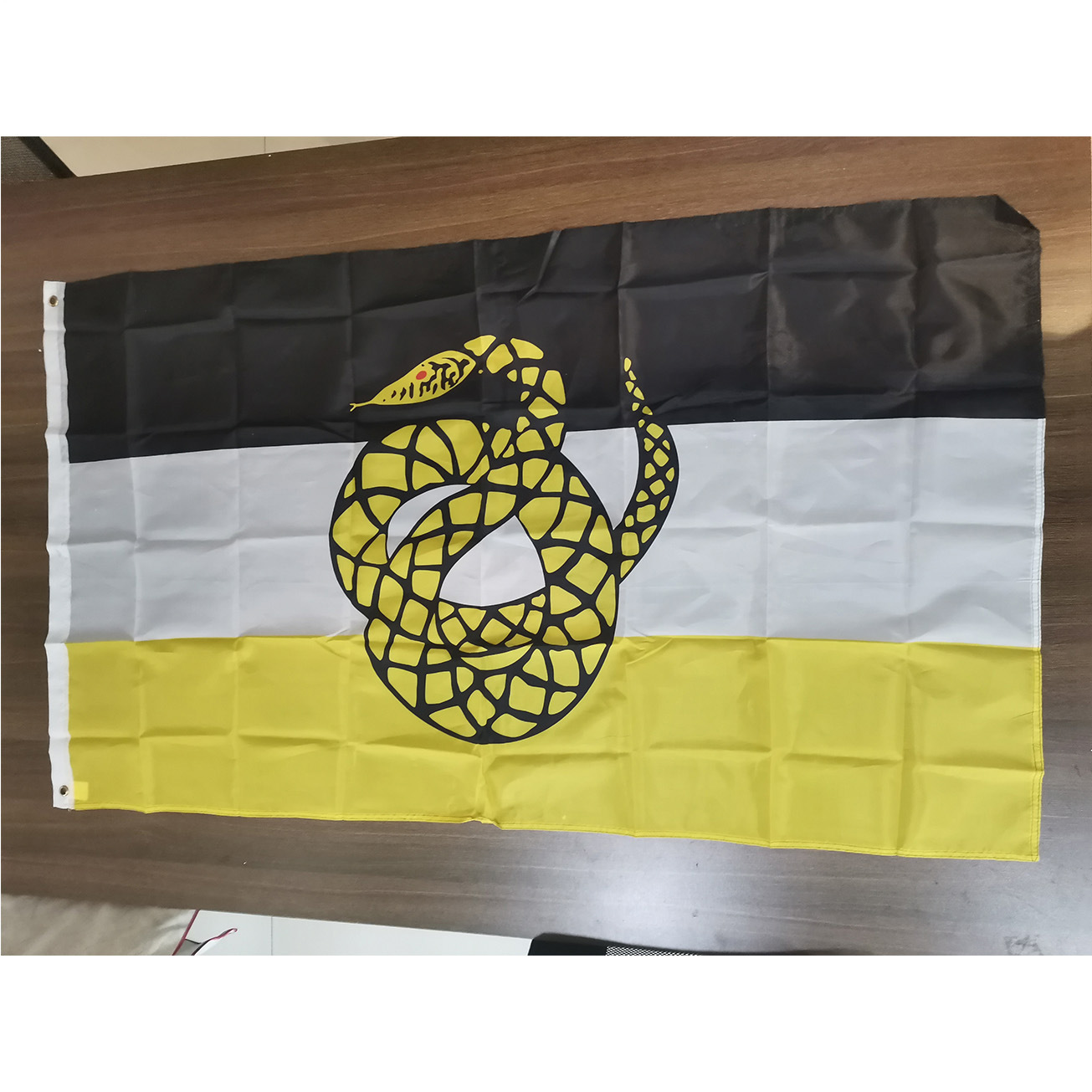 供应90*150cm 黄蛇黑蛇现货旗帜gadsden 加兹登旗帜