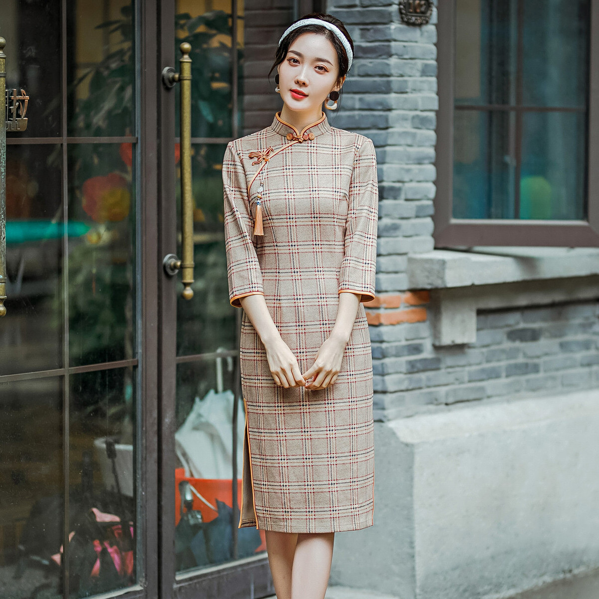 2020年秋冬新款复古中袖旗袍 中长格子旗袍裙文艺国风修身气质款