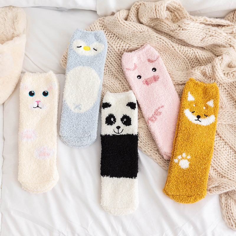 Coral Fleece Socks Women's Winter Thickened Velvet Padded Warm Floor Socks Home Sleeping Socks Cute Cartoon Plush Socks