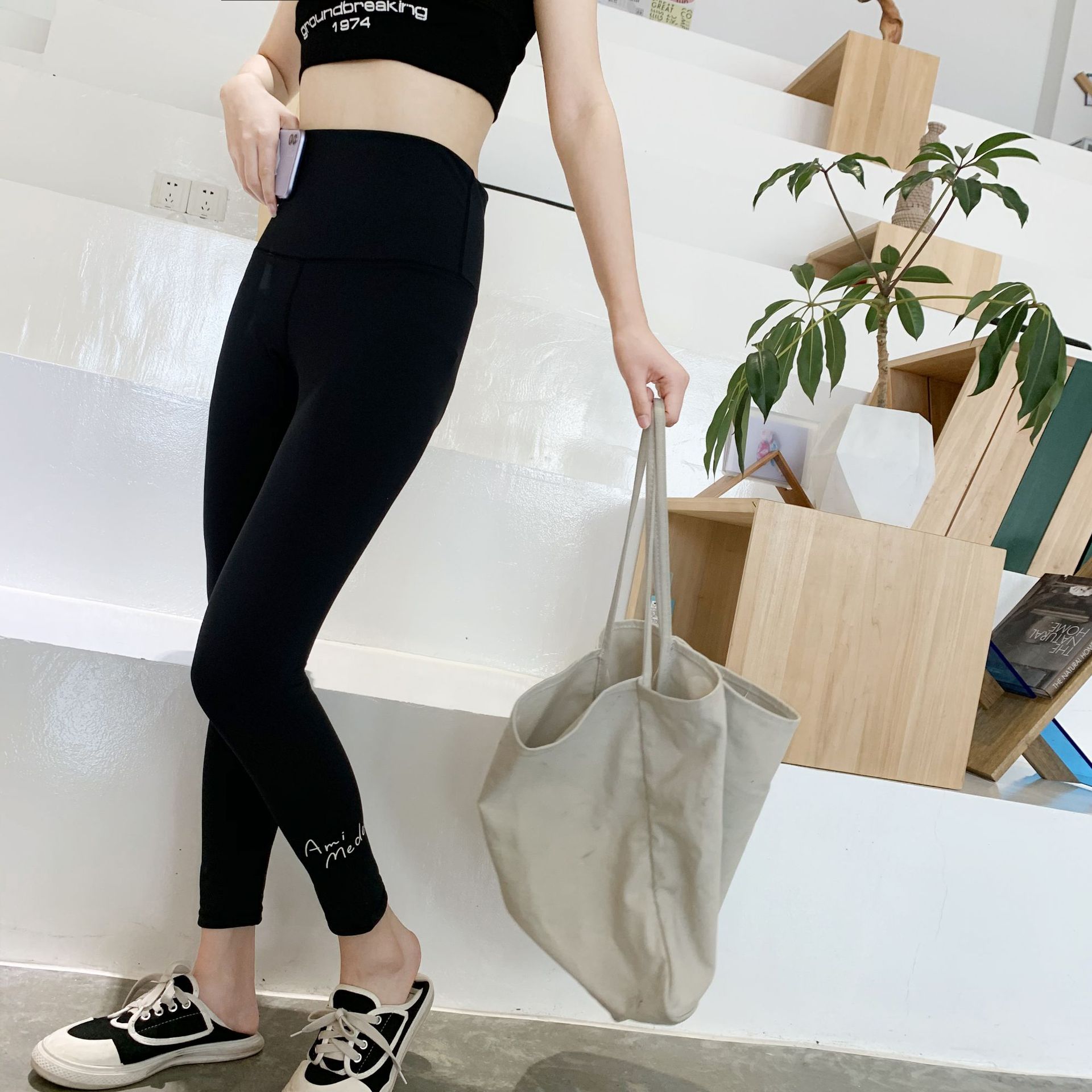 春秋新款印花字母健身瑜伽裤裸感提臀跑步高腰紧身运动9分打底裤