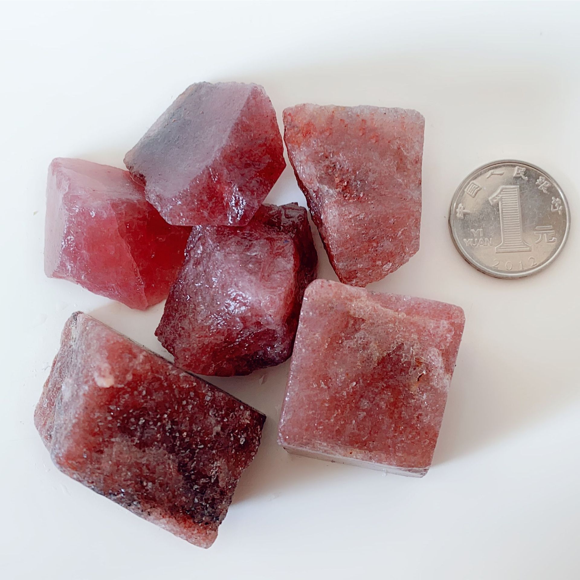 水晶原石  香薰扩香石 草莓晶原石碎石  水晶工艺品摆件