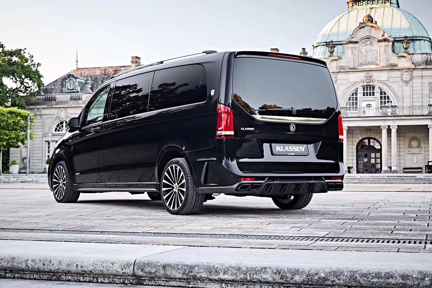 奔驰v260威霆toper包围 前杠 后杠 侧裙 机盖碳纤维前唇后唇中网