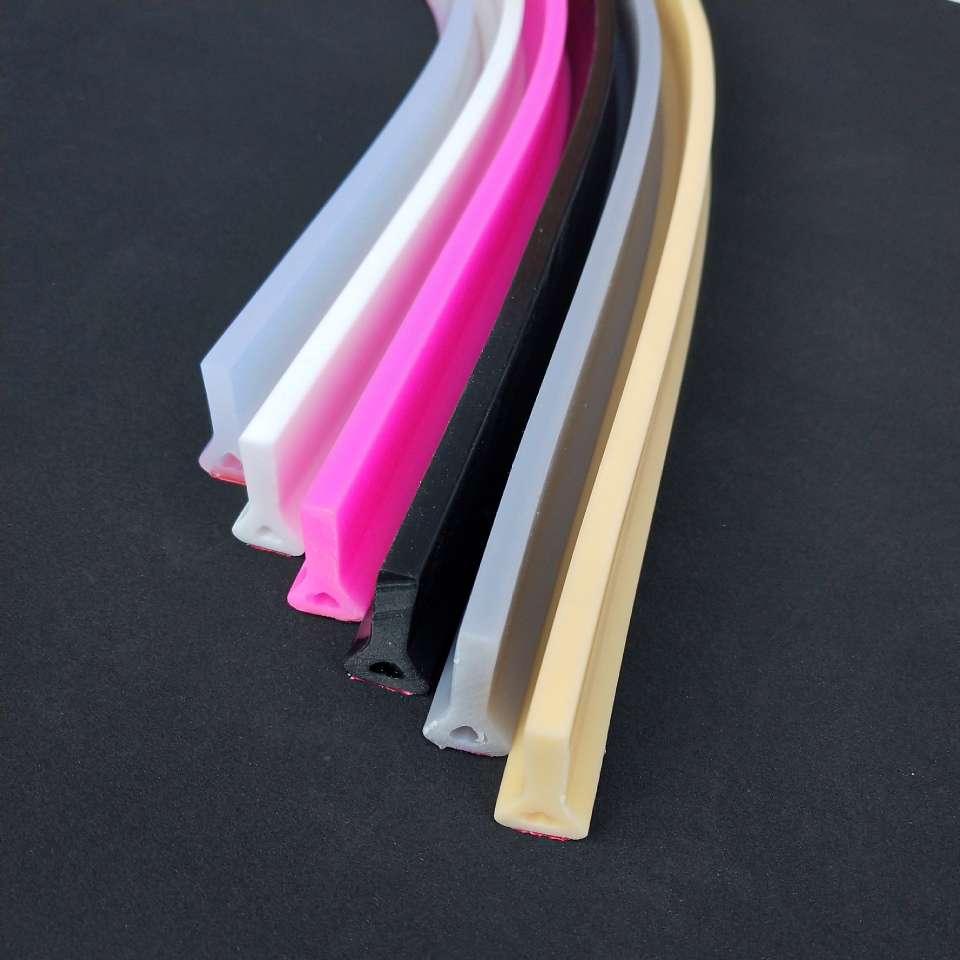 淋浴阻防拦卫生间隔水橡胶硅胶挡水条 可弯曲浴室挡水条