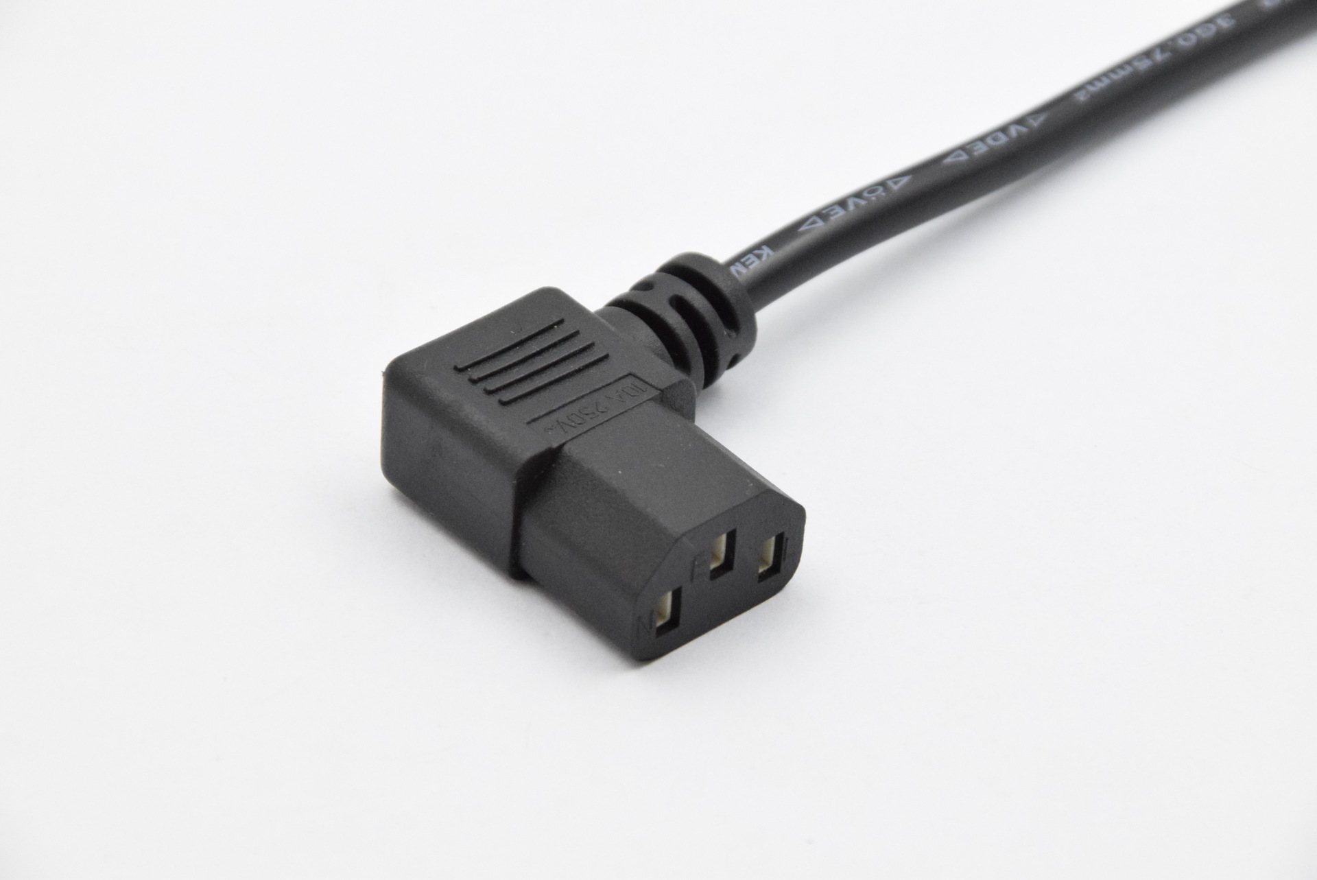 电源线延线c19尾插c20尾插c21 c14插c15插16a品字尾大电流品字尾