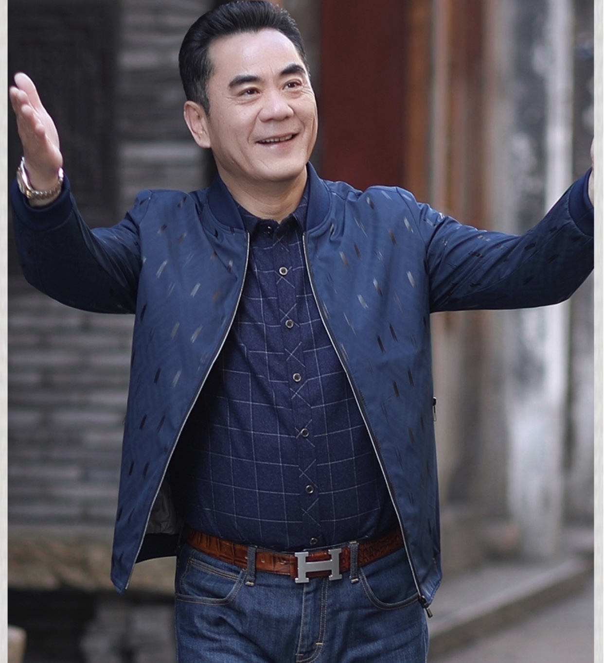 中年男夹克衫爸爸装春秋薄款烫金上衣爷爷40-70岁石头花薄款男装