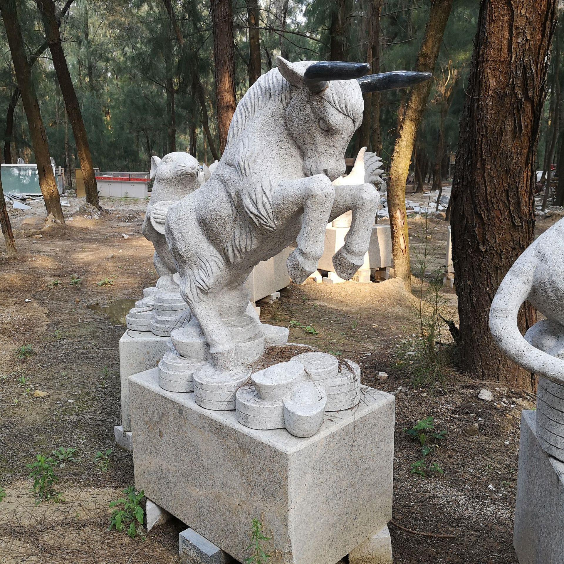 十二生肖石雕鼠牛虎兔龙蛇马羊猴鸡狗猪公园庭院景观摆件动物