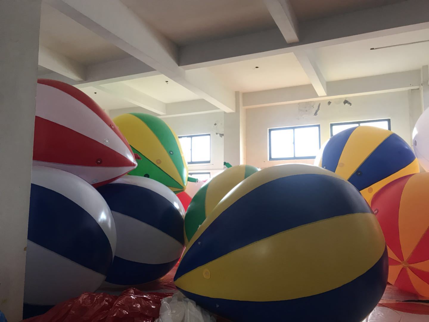 厂家直销充气pvc热气球 景区升空彩色空飘气球广告模型 pvc空飘球