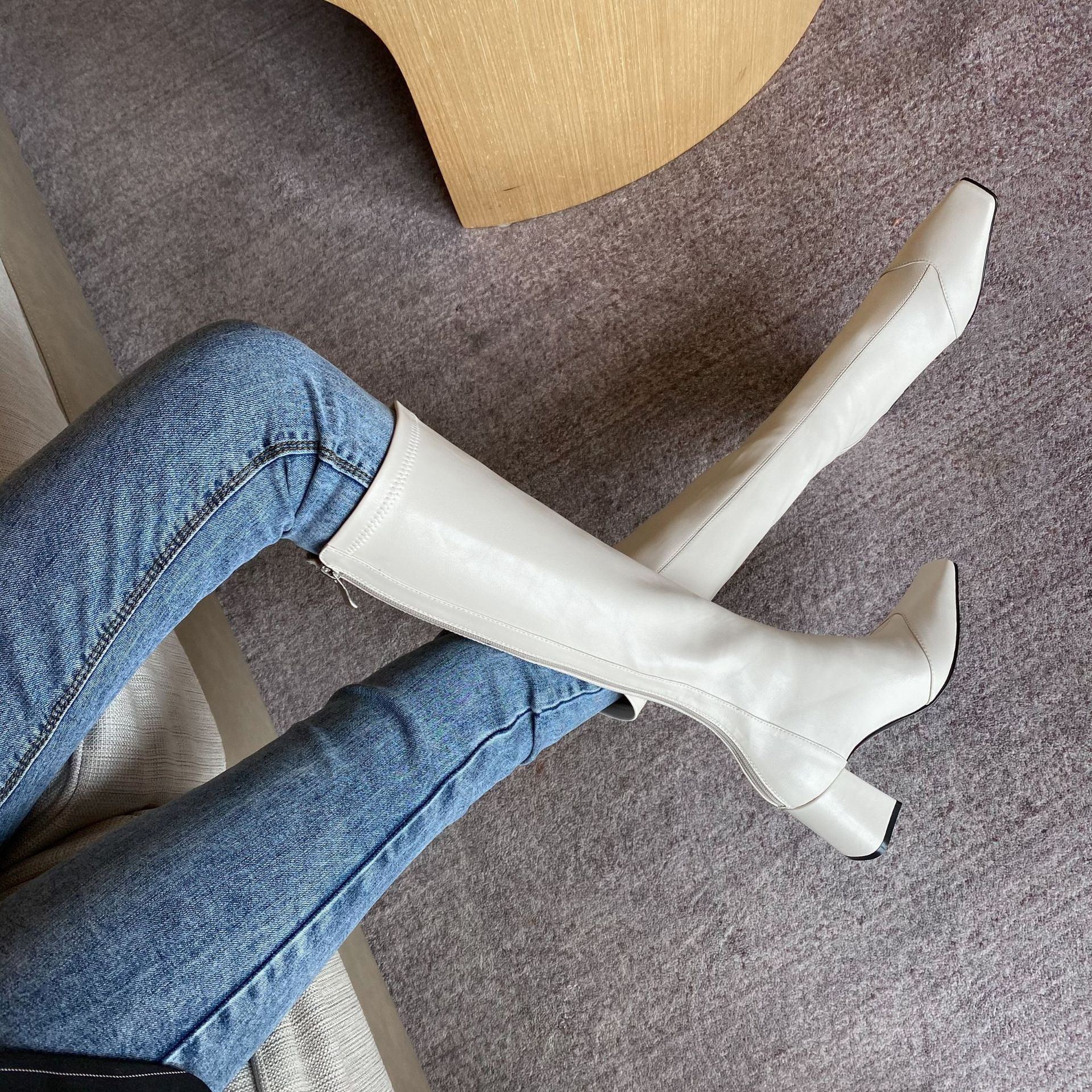 小个子时尚弹力高跟骑士靴2020年实体店新款秋冬季方头白色高筒靴