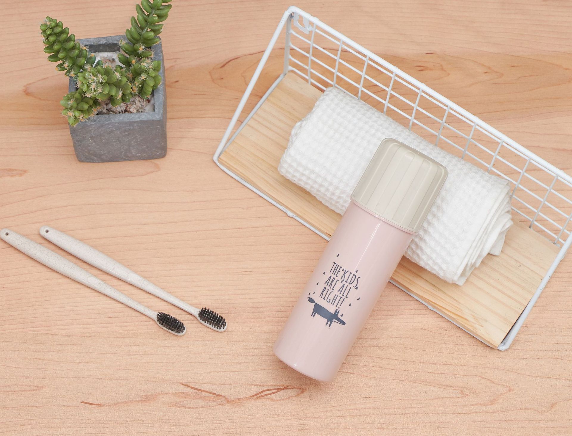 简约旅行牙具盒便携式小兔子收纳盒牙刷盒创意牙具筒双色可爱拼接-阿